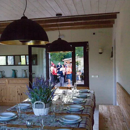 Country house Cal Ponc De Belians