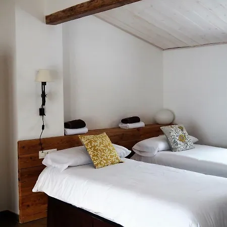 Cal Ponc De Belians Country house *